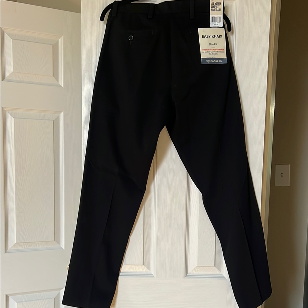 Dockers Men's Dark Chino Pants